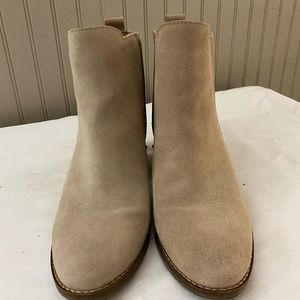 Crown Vintage Grey Suede ankle boots, worn twice, excellent condition. Size 8